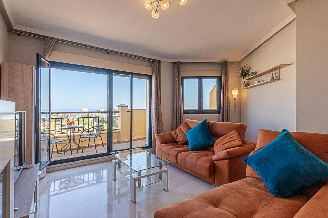 797 Holiday Rentals - Moderno Piso Para 5 Con Hermosas Vistas Benalmádena Eksteriør bilde