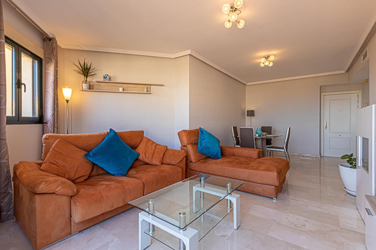 797 Holiday Rentals - Moderno Piso Para 5 Con Hermosas Vistas Benalmádena Eksteriør bilde