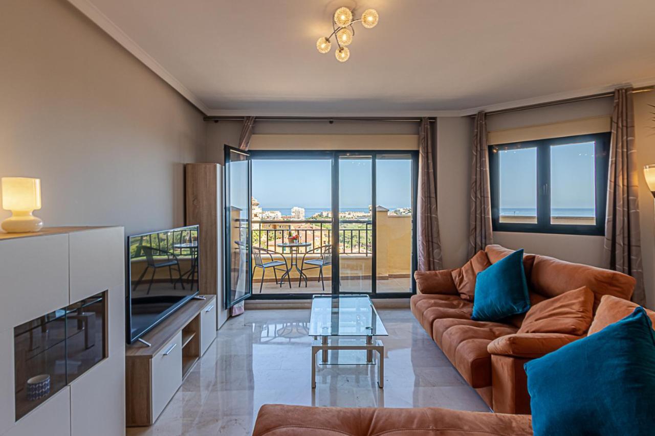 797 Holiday Rentals - Moderno Piso Para 5 Con Hermosas Vistas Benalmádena Eksteriør bilde