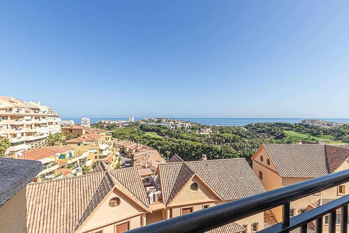 797 Holiday Rentals - Moderno Piso Para 5 Con Hermosas Vistas Benalmádena Eksteriør bilde
