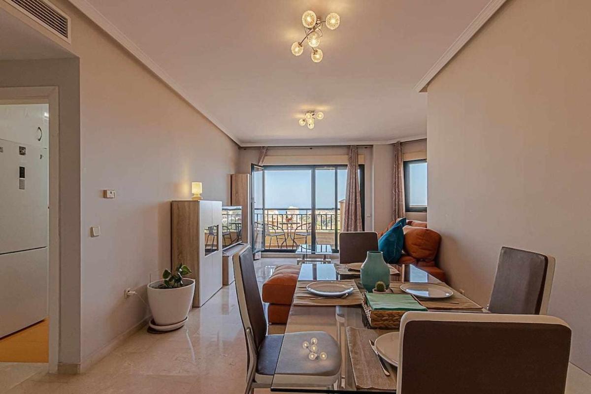 797 Holiday Rentals - Moderno Piso Para 5 Con Hermosas Vistas Benalmádena Eksteriør bilde