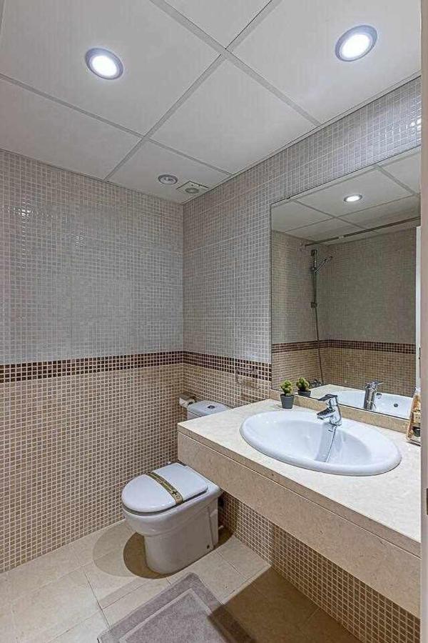 797 Holiday Rentals - Moderno Piso Para 5 Con Hermosas Vistas Benalmádena Eksteriør bilde