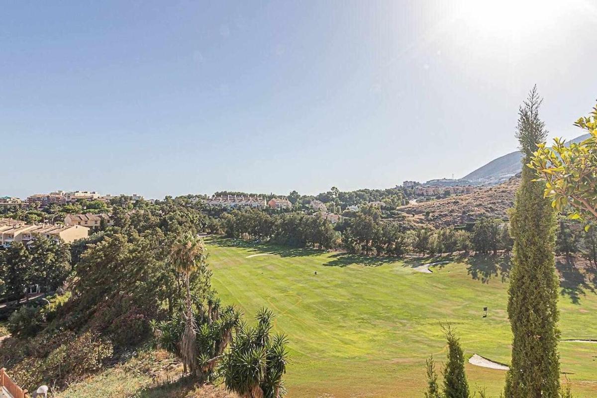 797 Holiday Rentals - Moderno Piso Para 5 Con Hermosas Vistas Benalmádena Eksteriør bilde