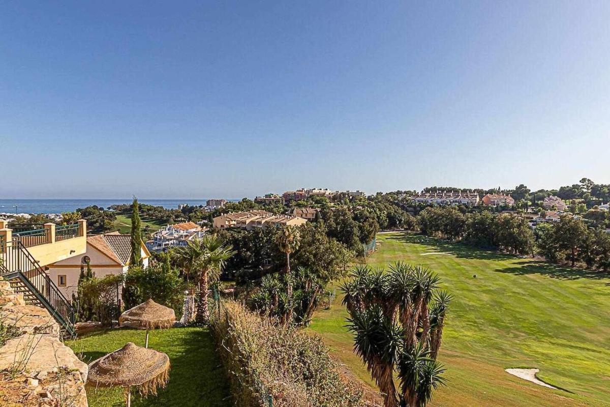 797 Holiday Rentals - Moderno Piso Para 5 Con Hermosas Vistas Benalmádena Eksteriør bilde