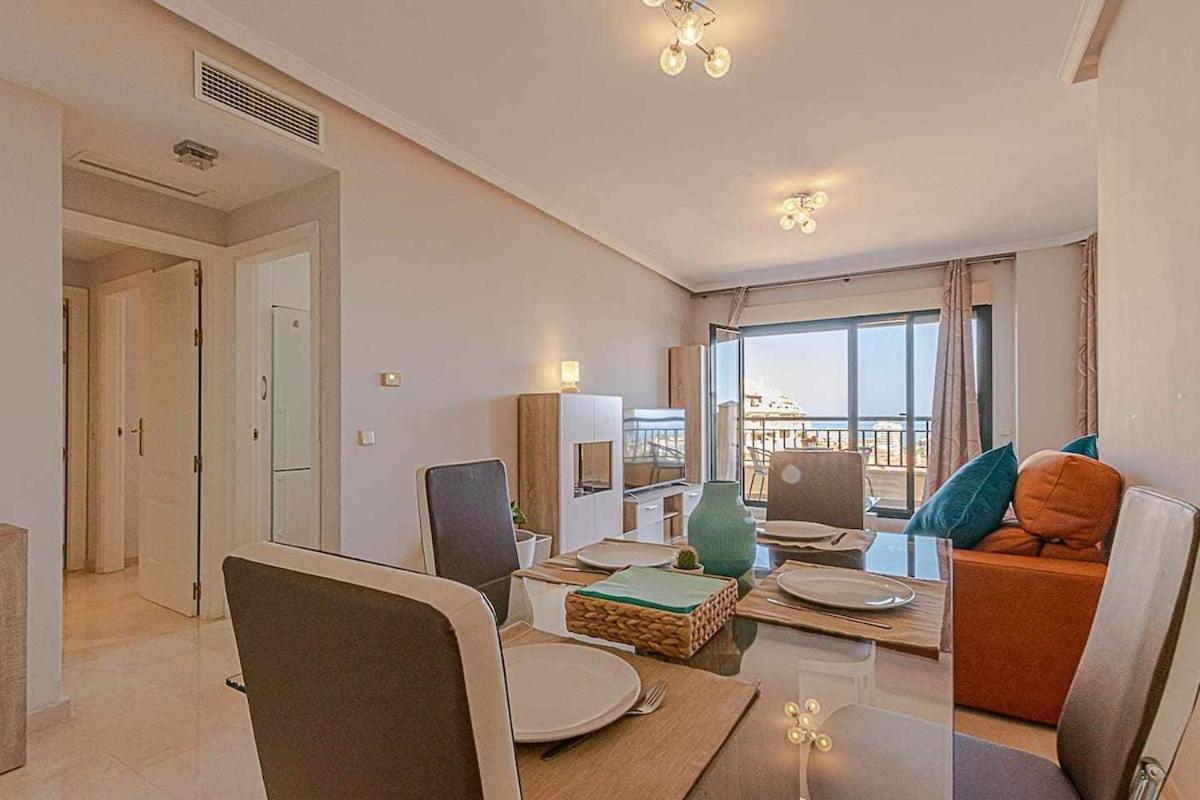 797 Holiday Rentals - Moderno Piso Para 5 Con Hermosas Vistas Benalmádena Eksteriør bilde